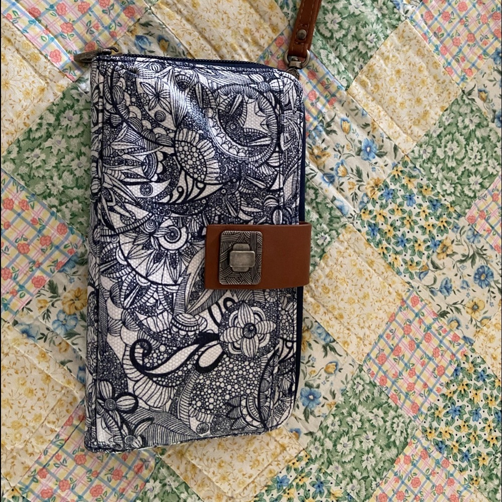 Sakroots wallet